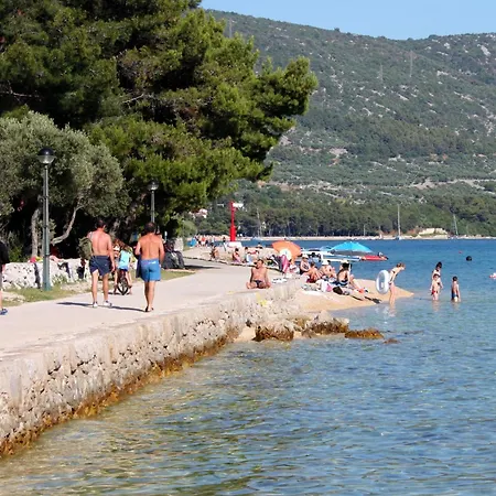 Gasthof With A Parking Space - 22305 3*